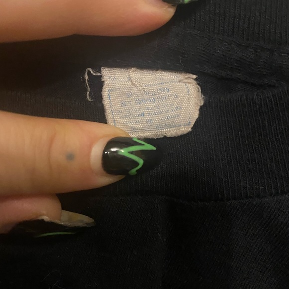 Vintage Custom Survivor In Concert On Tour Dead Stock Parking Lot Tour Tee - Picture 4 of 4